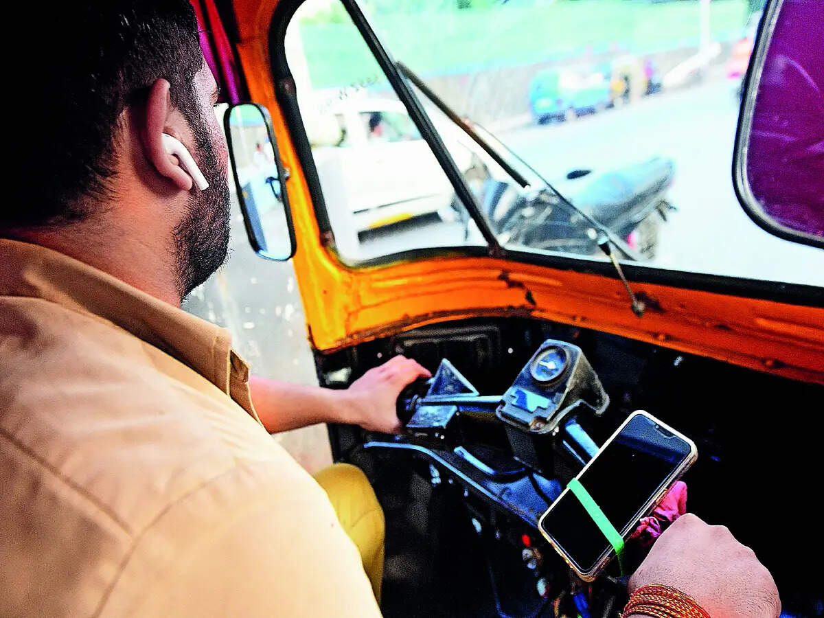 Screen addiction: Busy with reels behind the wheels