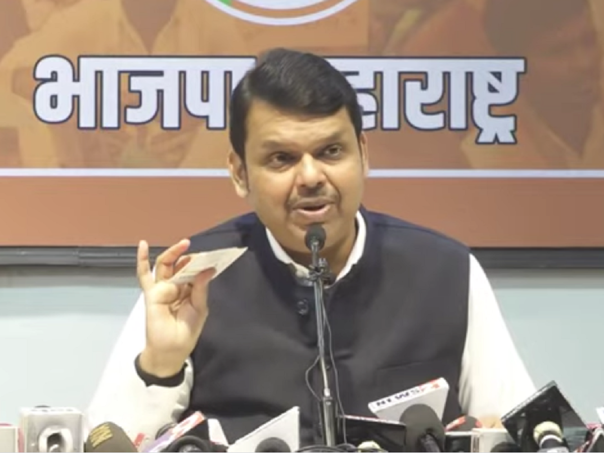 Devendra Fadnavis demands CBI inquiry in alleged IPS transfers 'racket'; claims Anil Deshmukh was not in isolation