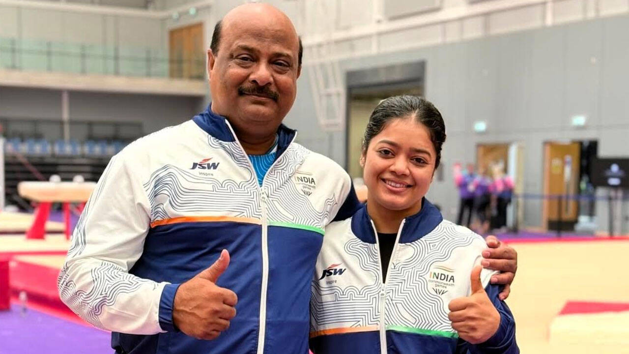 Pranati Nayak with coach Ashok Mishra