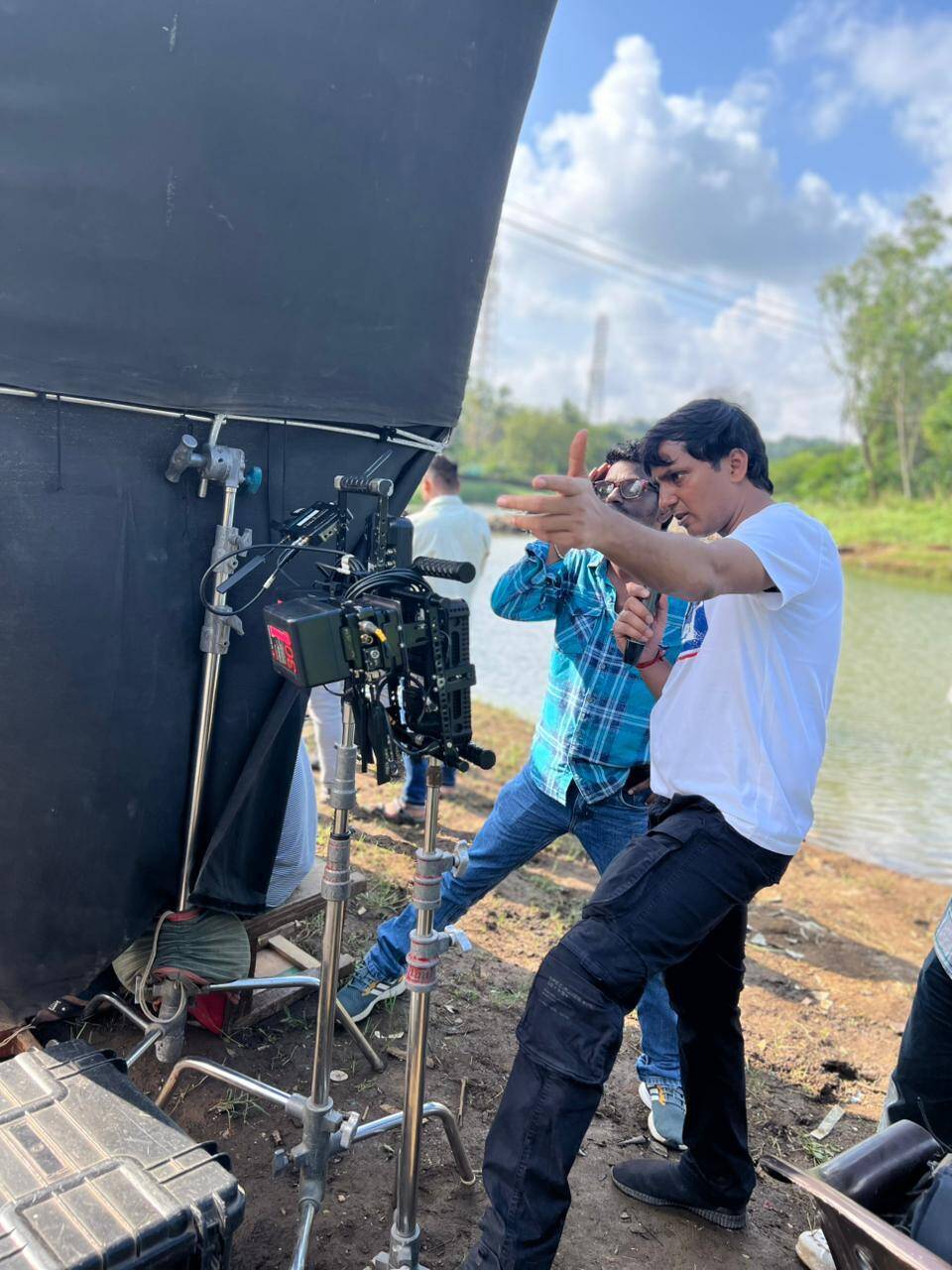 9e11c69f-aa47-480a-9d17-dcc5618336cd_avishkar_amar_1_directing.jpeg