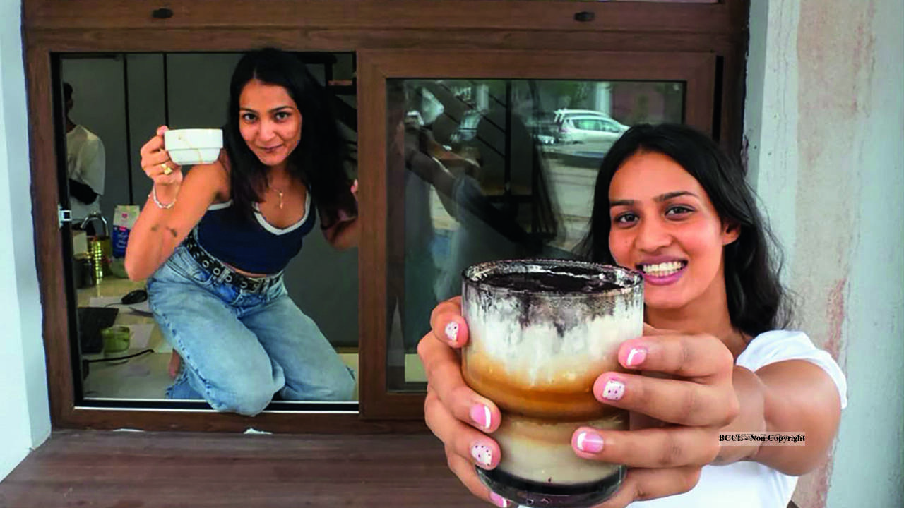 Khushi and Divya, founders of  Brekka
