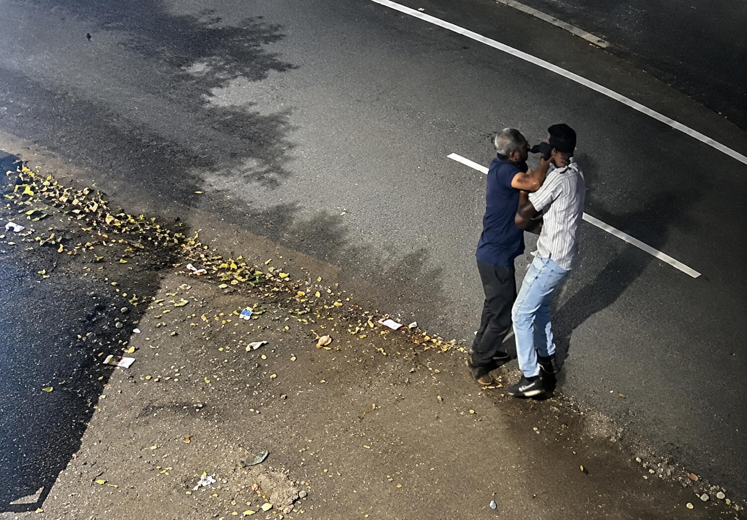 220c2871-2966-4886-a541-093bdfe127f9_Raj-CCTV-Loot_Murder_10.jpg