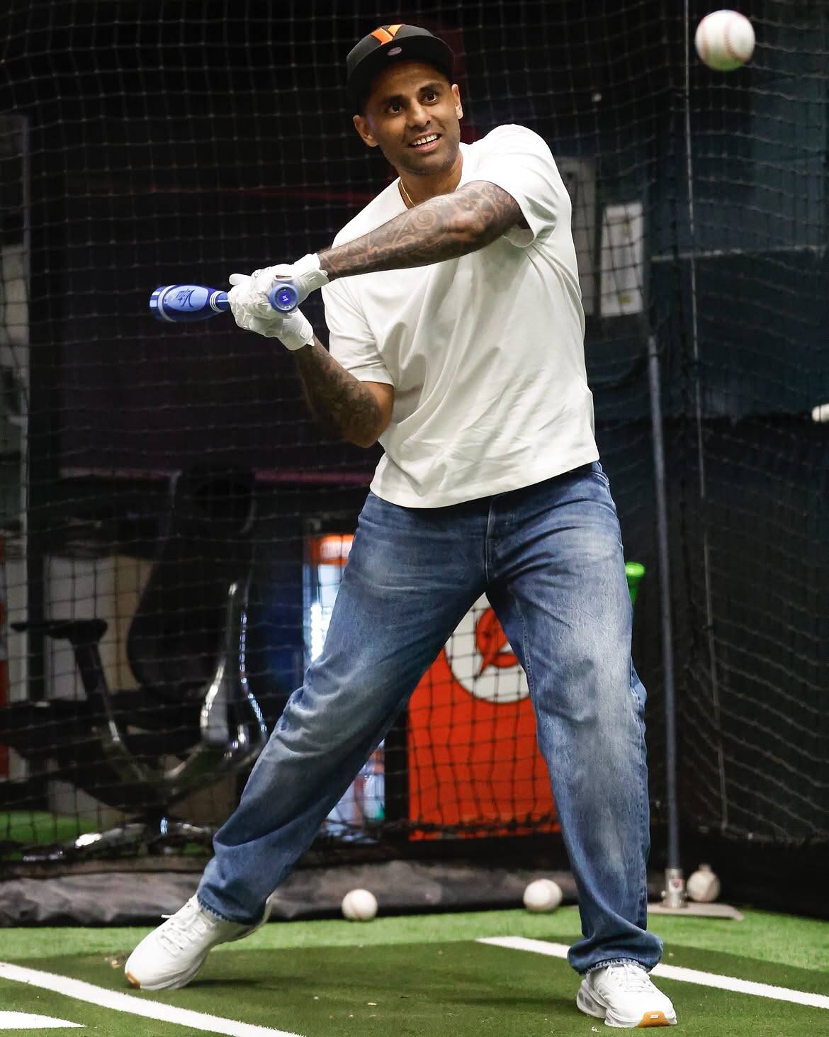 SKY MLB