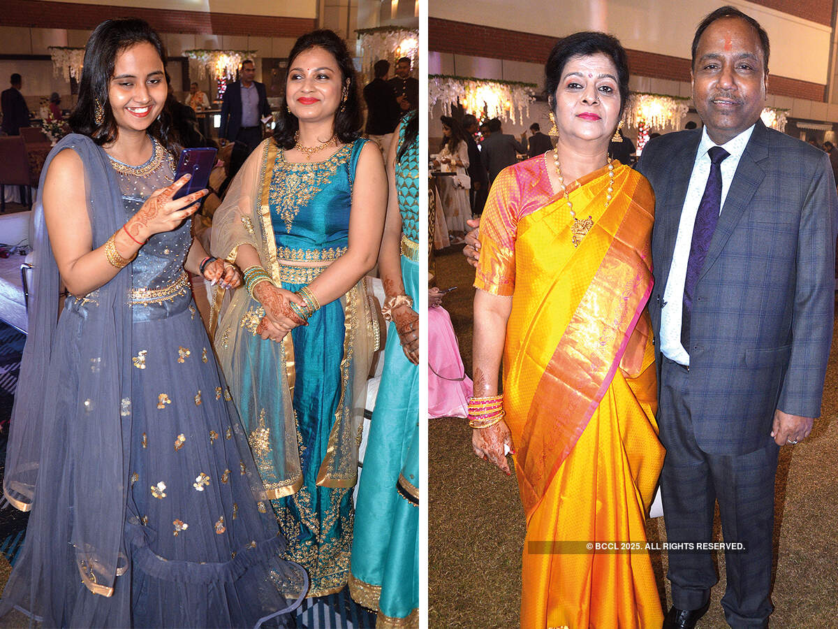 (L) Dr Bhawna Singh and Priyanka Verma (R) Neena and Anil Verma(BCCL/ IB Singh)
