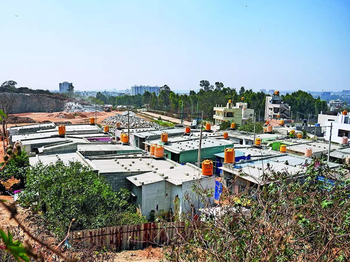 Real-estate mafia thrives amid ruins