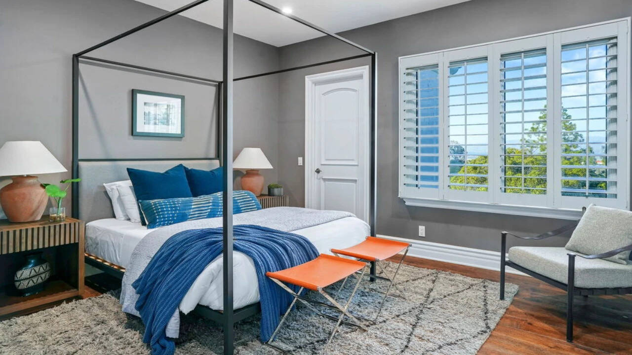 Second bedroom