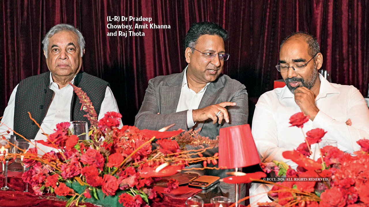 (L-R) Dr Pradeep Chowbey, Amit Khanna and Raj Thota