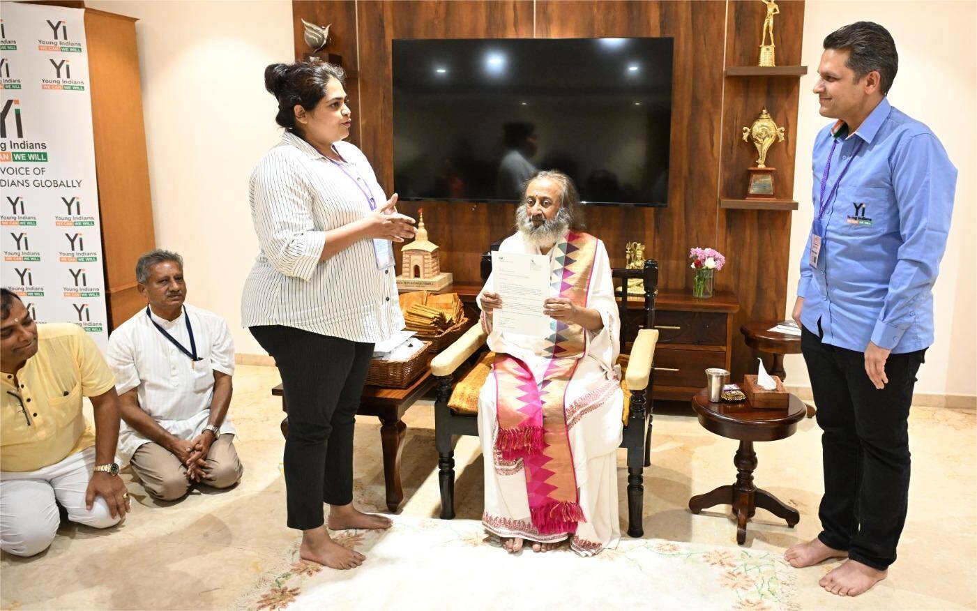 34e6af3d-7589-4a46-834f-b1209bb64f1b_24FEBRUARY-MYS-Ravi_Shankar_Guruji.jpg