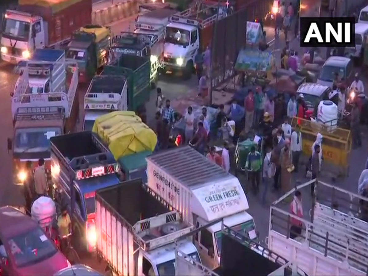 Traffic outside Azadpur Sabzi Mandi on Tuesday (Photo: ANI)