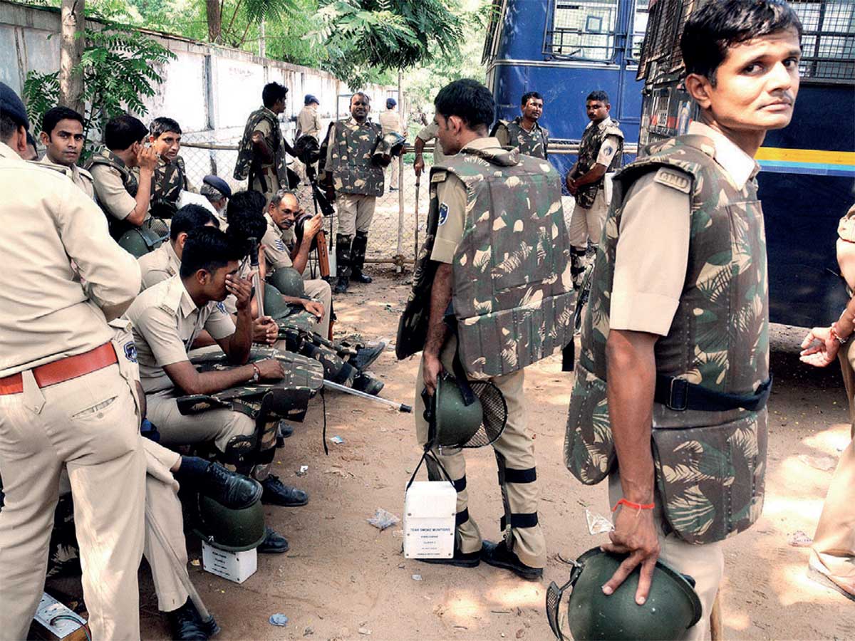 Gujarat: Stressed cops look for succour