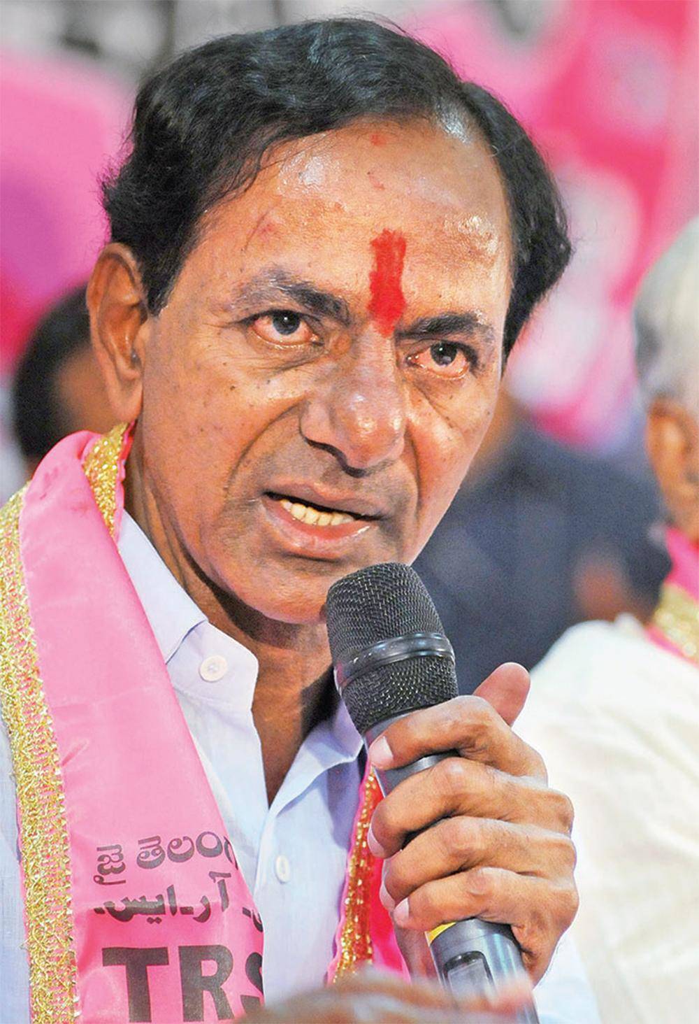 KCR tells petroleum minister Dharmendra Pradhan to give his free advice on fuel rate cut to BJP states