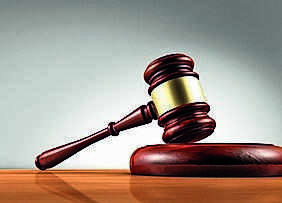 IMG_Gavel_2_1_7QL3B42C.jpg