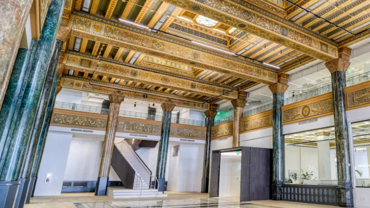 The building also has a two-storey entrance with a 23-foot ceiling