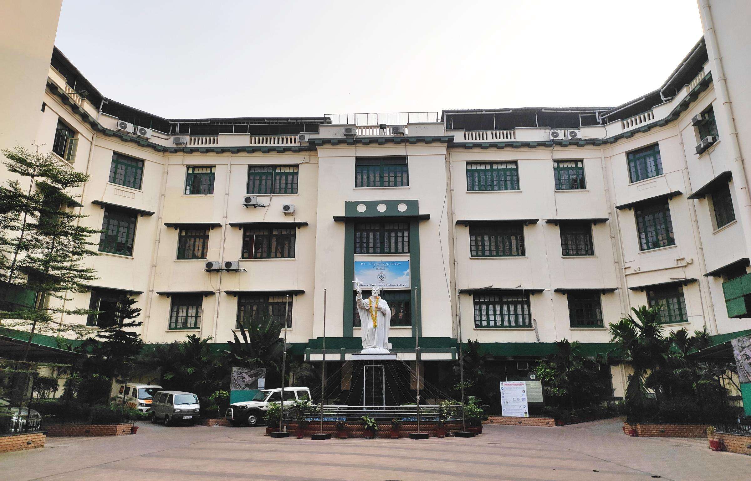 Amar Para  St Xaviers file.jpg