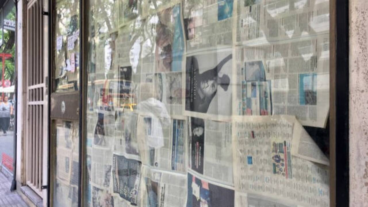 Old newspaper isn't just for wrapping<br>