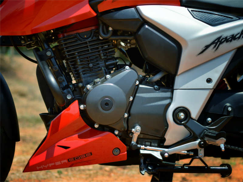 Tvs Apache Rtr 160 Review 18 Tvs Apache Rtr 160 4v Review Looks Meaner Goes Faster Times Of India