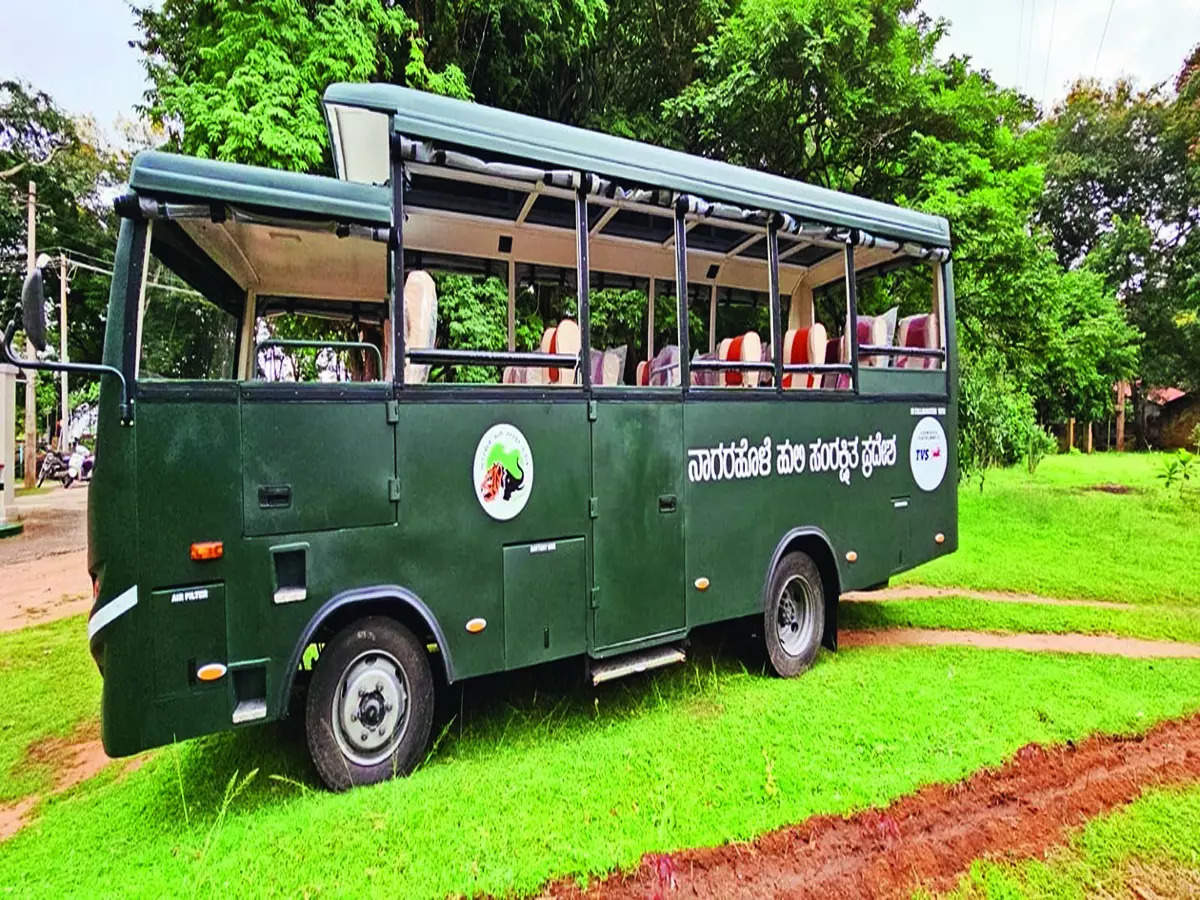 safari: Panorama safari bus for Nagarhole Reserve