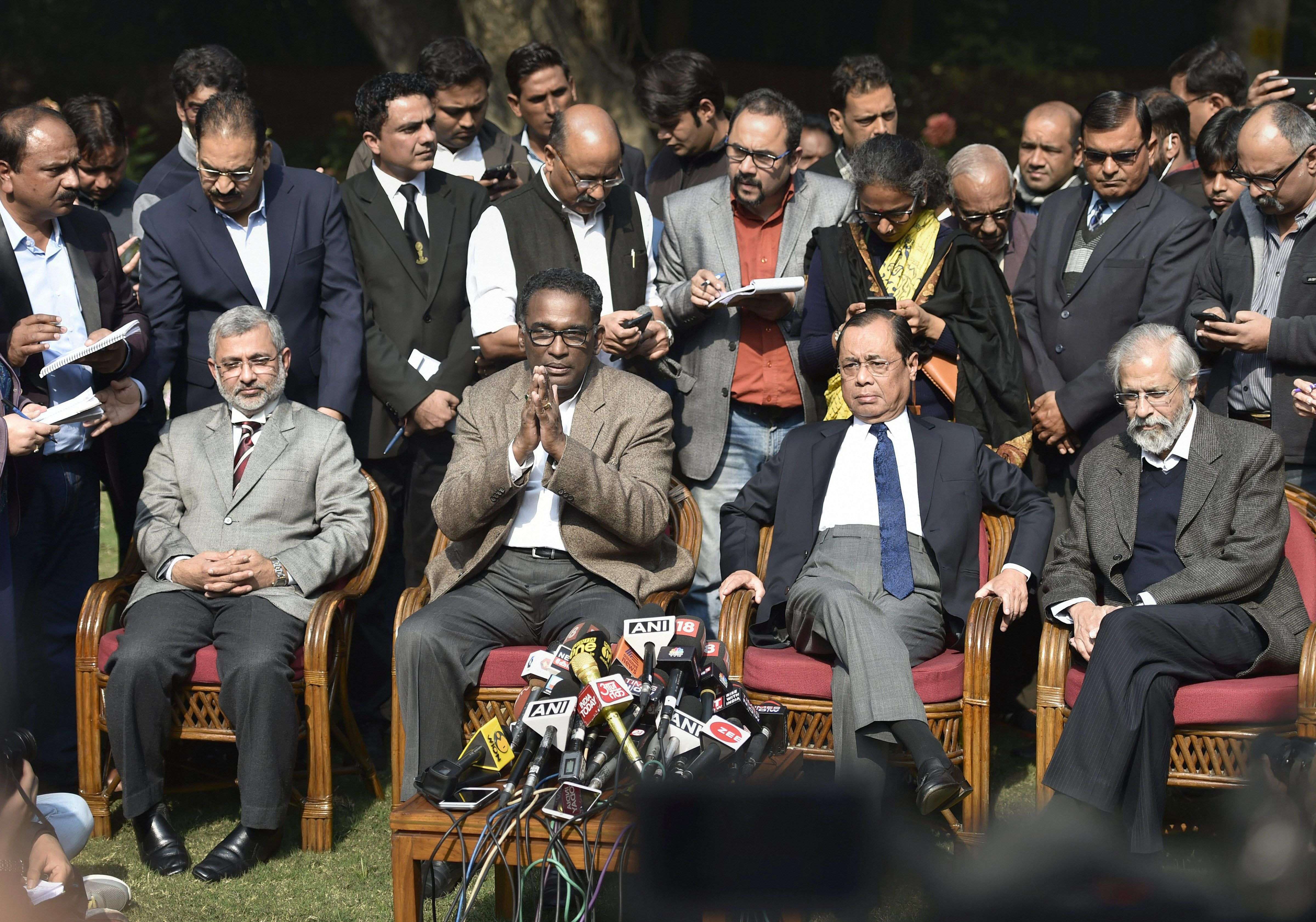 Judicial, political fraternity reacts to unprecedented press conference 