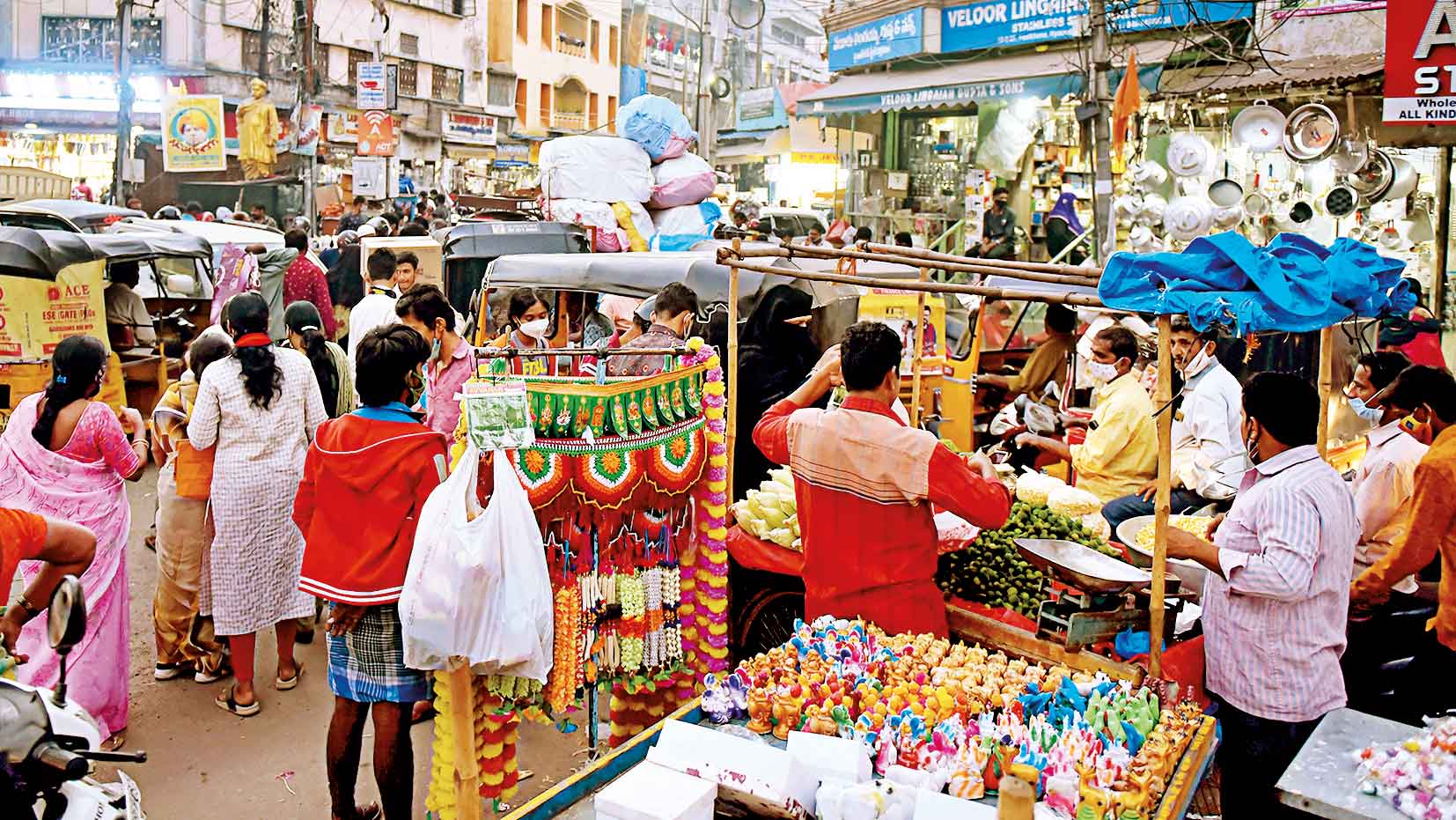 Diwali 2020 Hyderabadis Are Back To The Markets For Diwali Shopping Hyderabad News Times Of 0784