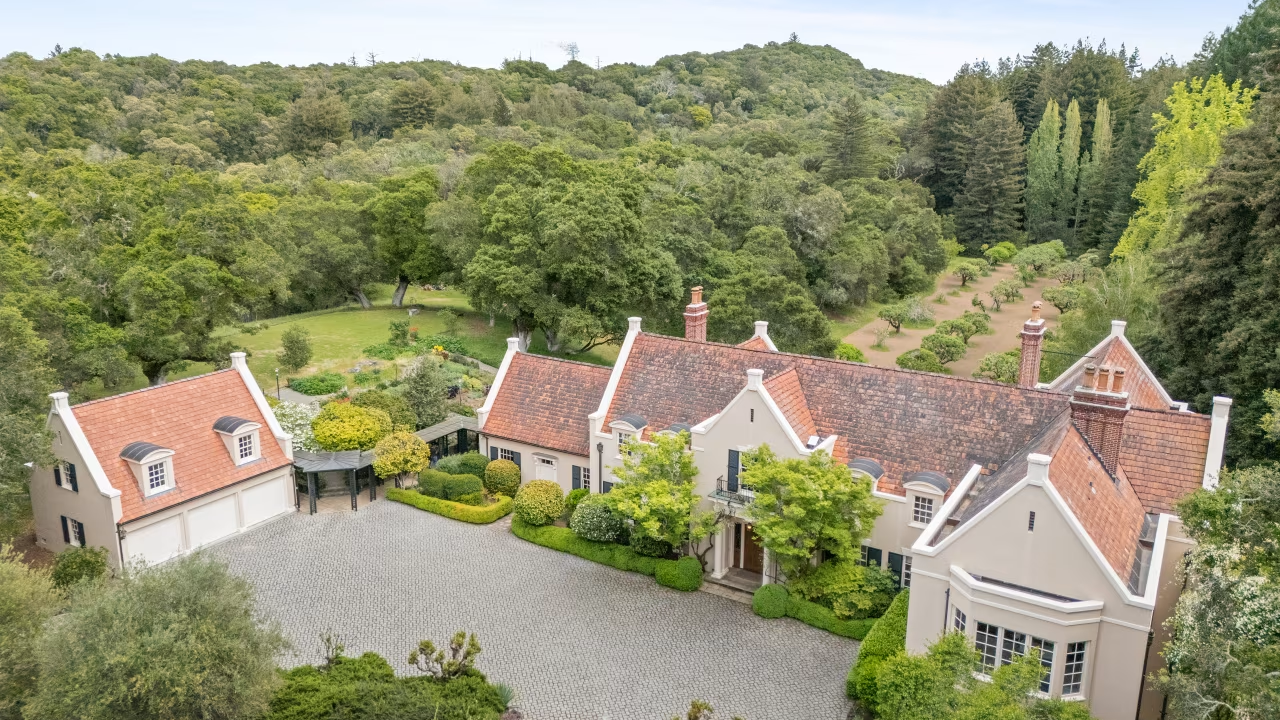 ​The Woodside estate expanded with gardens and a second house <br>