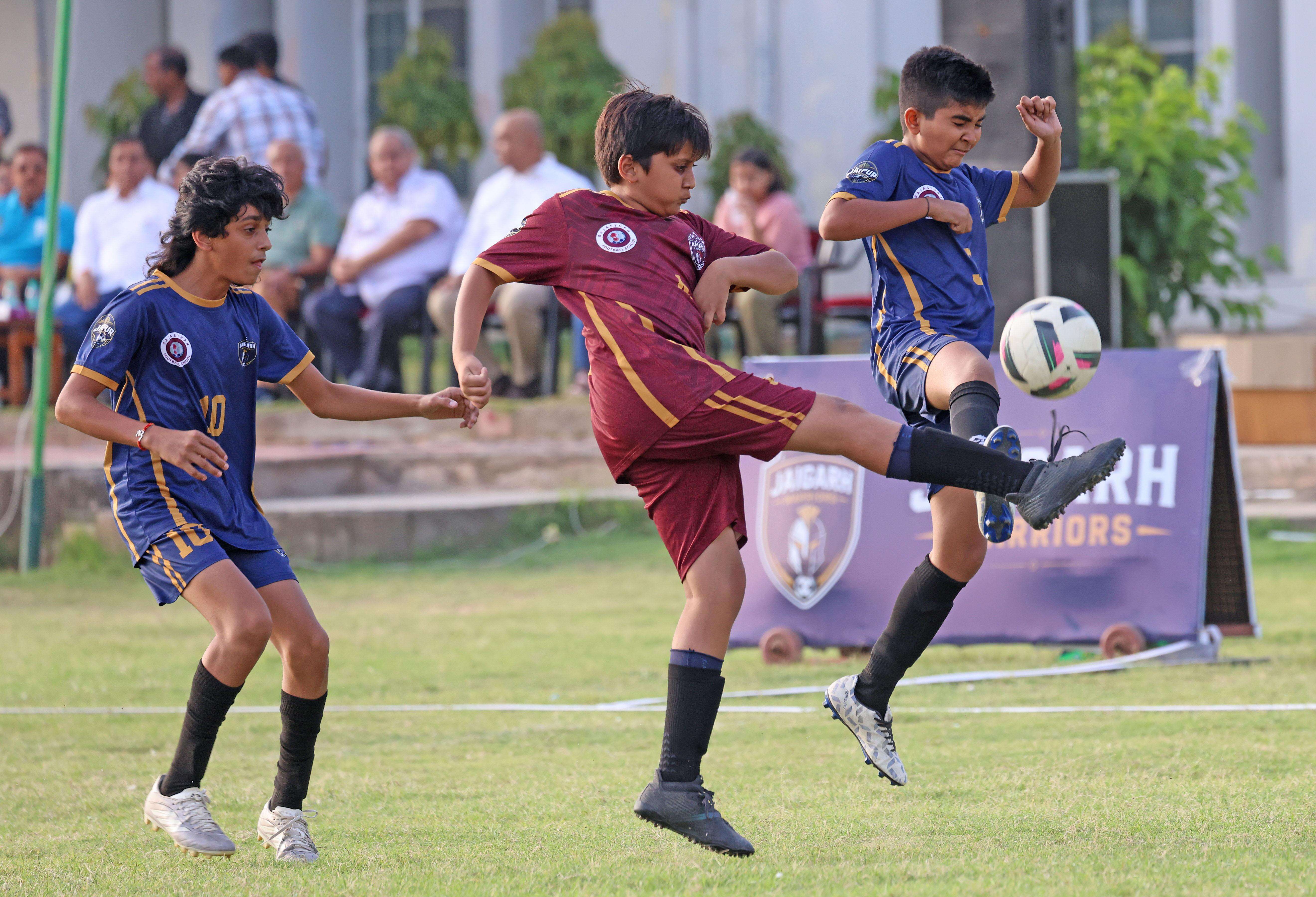 Football-5.jpg