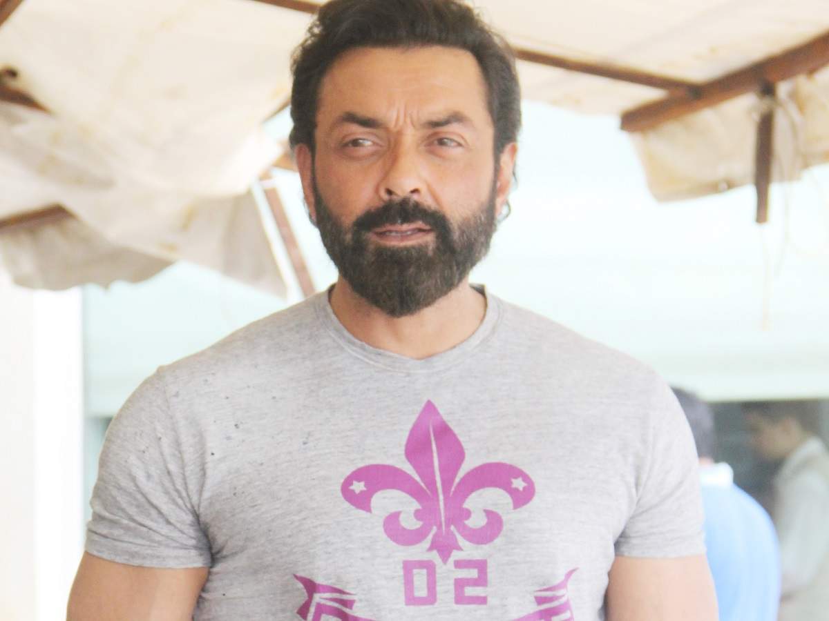 Bobby Deol: Didn't interact with family despite being ...