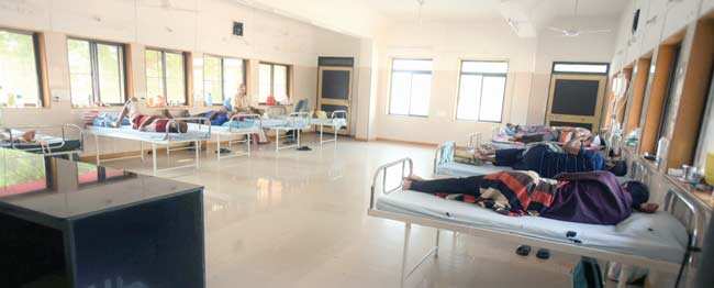 COVID situation in Pune slightly improves, more beds available - Vimarsana News
