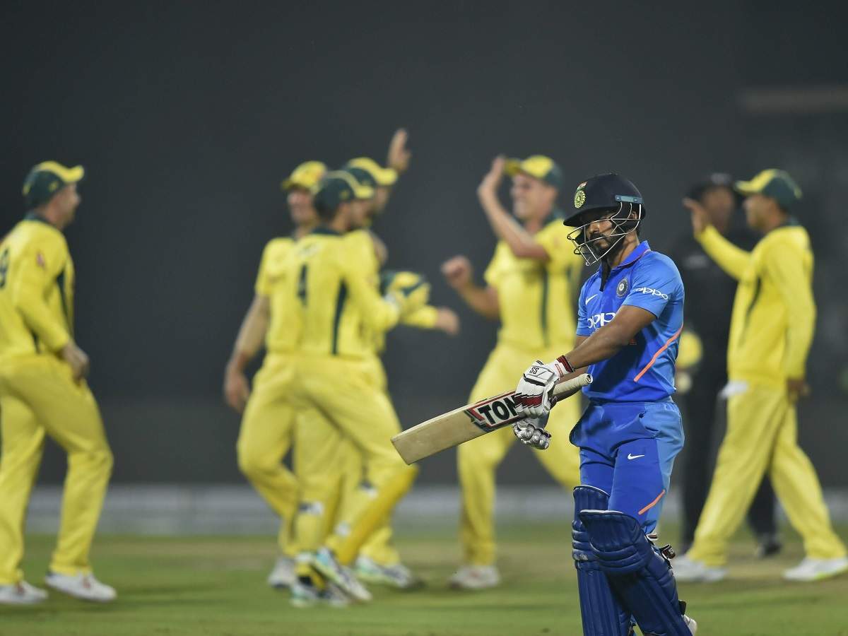 India Vs Australia: India Suffer 35-run Defeat In Fifth ODI Against ...