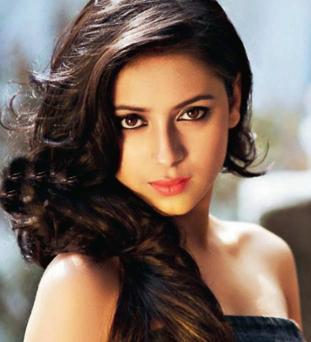 Balika Vadhu Pratyusha Banerjee Commits Suicide