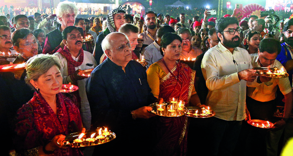 GMDC_Navratri_0_3c.jpg