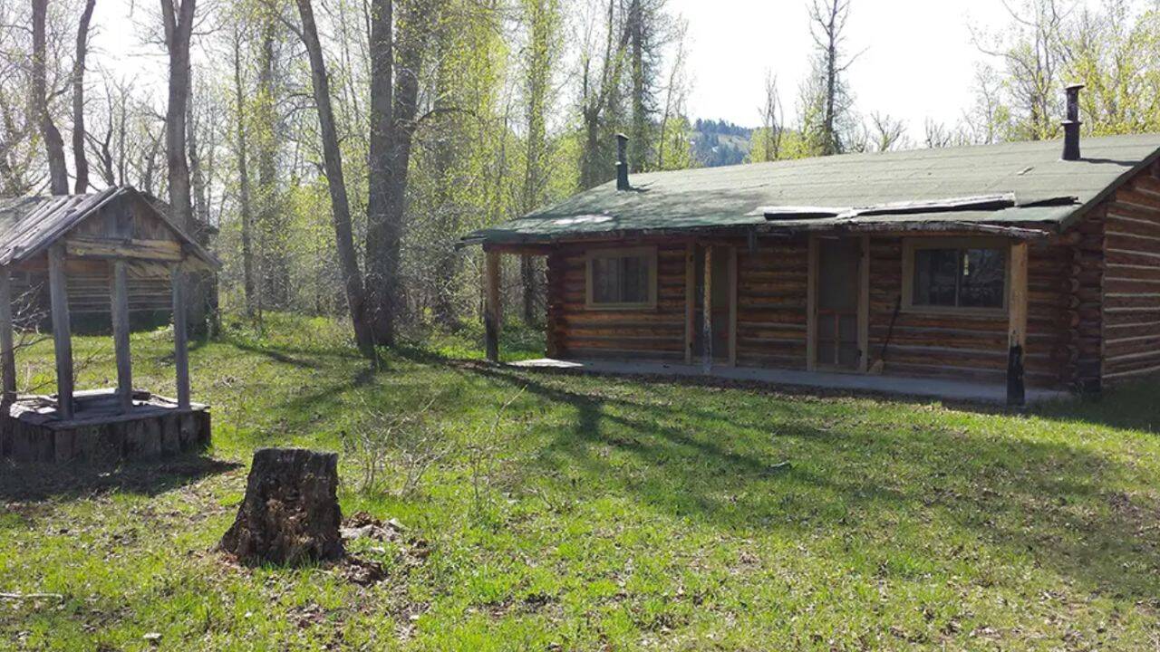 The ranch's historic remains include the lodge, sleeping cabins, caretaker’s cabin, barn and other outbuildings. (NPS photo) A 4 Lazy F sleeping cabin