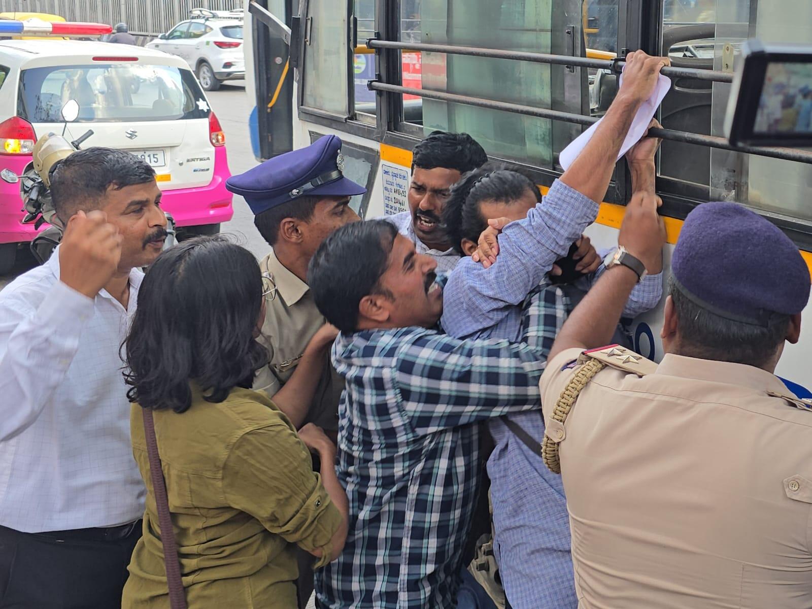 Police assault journalist