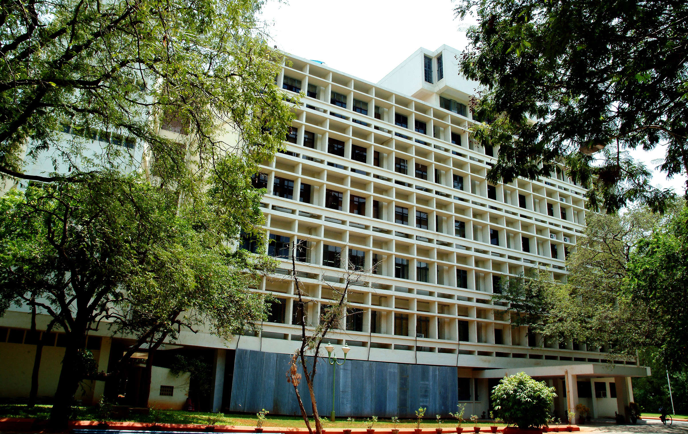 Union Cabinet gives approves five new IITs