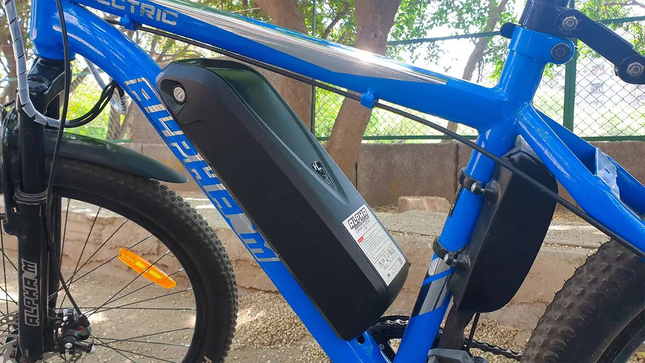 Virtus Alpha M battery