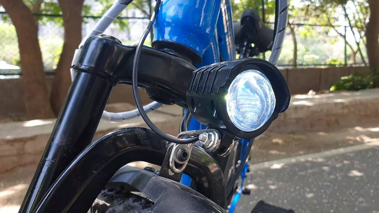 Virtus Alpha M LED light