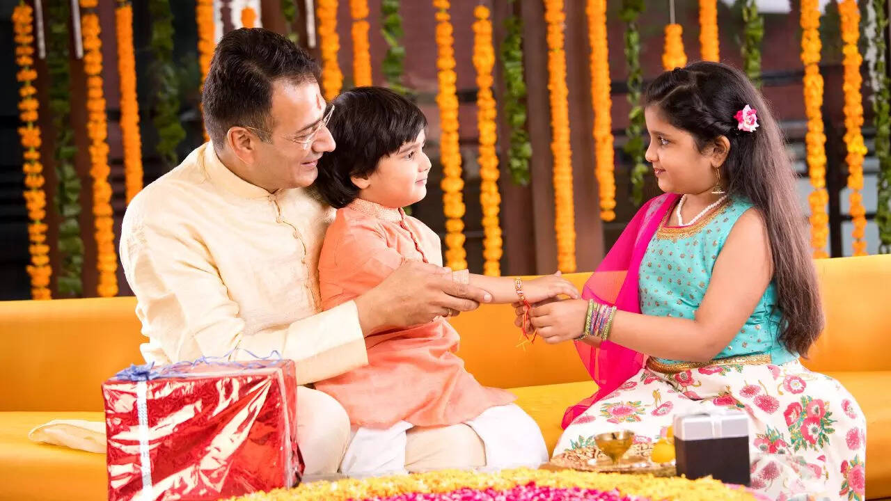 Happy Raksha Bandhan Quotes, Wishes, Messages
