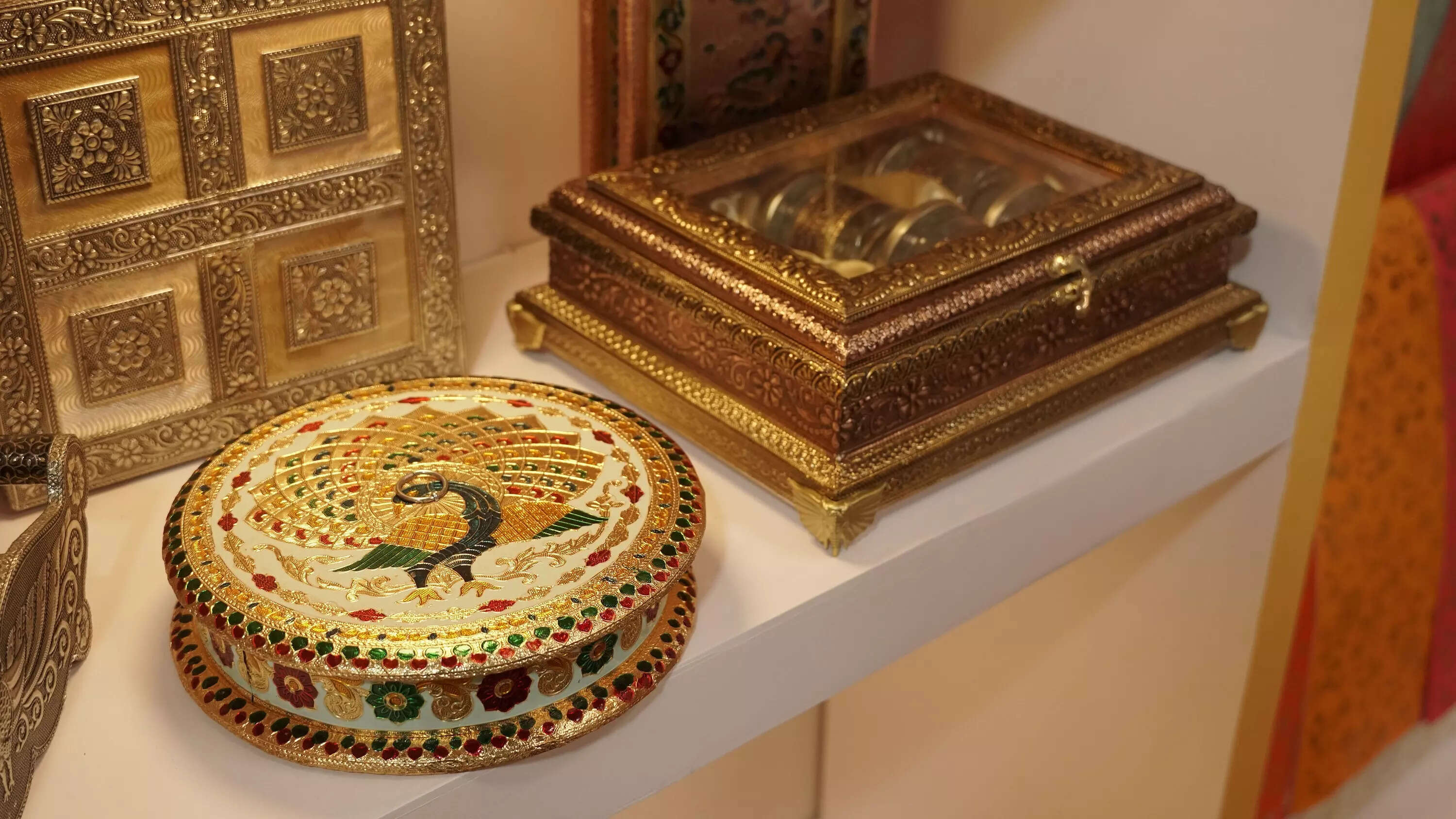 Meenakari gift boxes