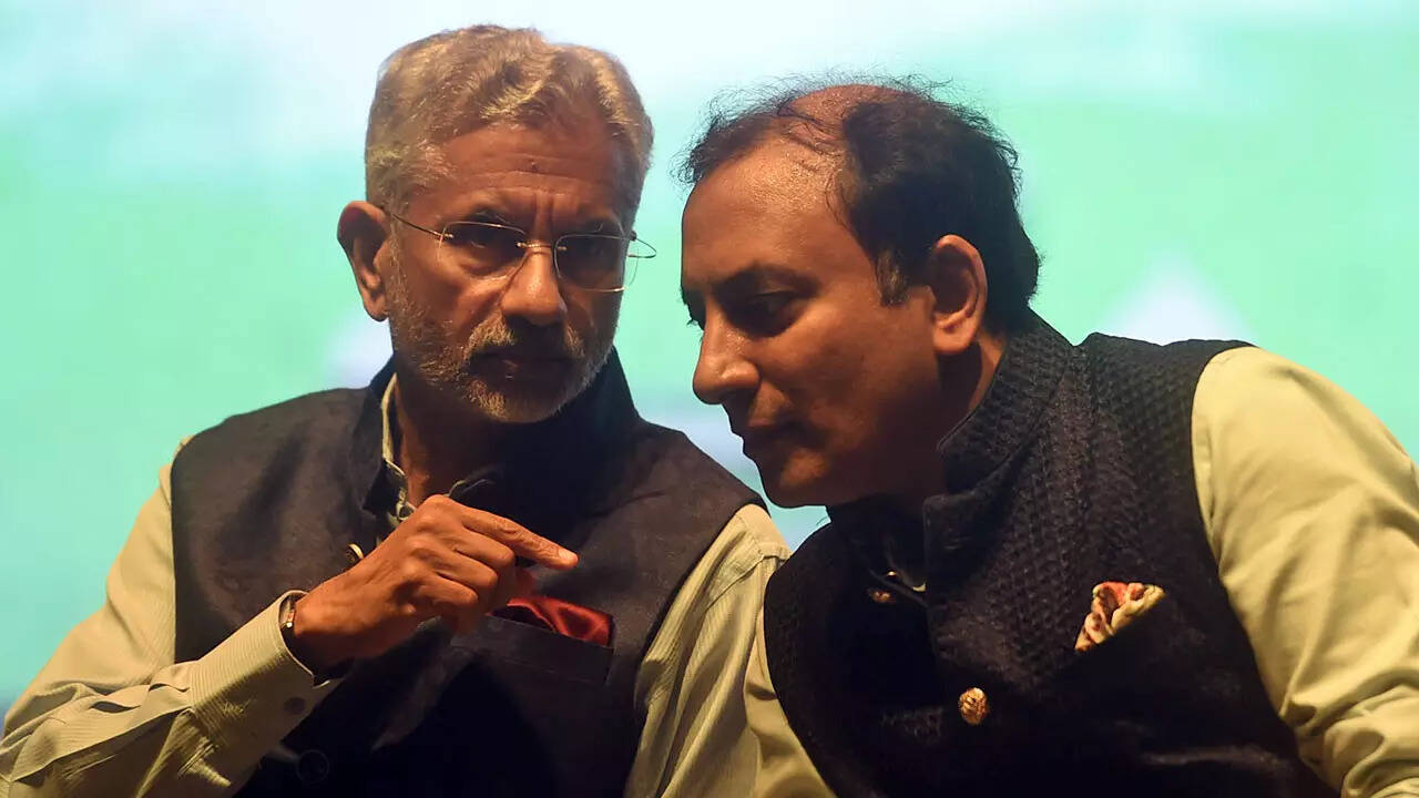 External Affairs Minister S Jaishankar and Puneet Dalmia