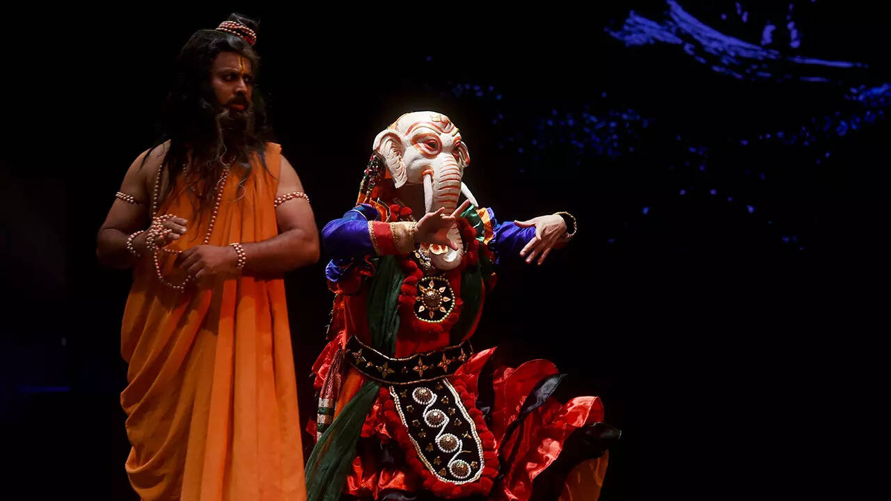 The dance drama kept the viewers spellbound for over an hour