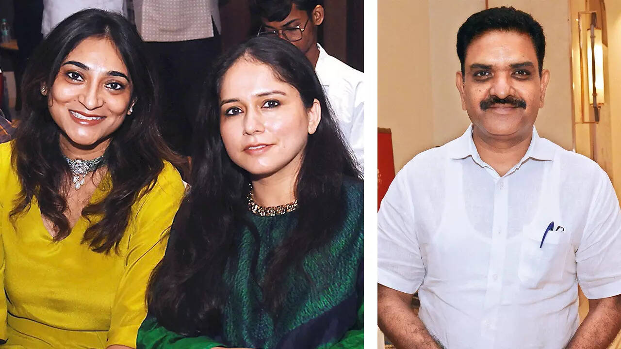 (L) Jyotsna and Neha  (R) Asim Arun