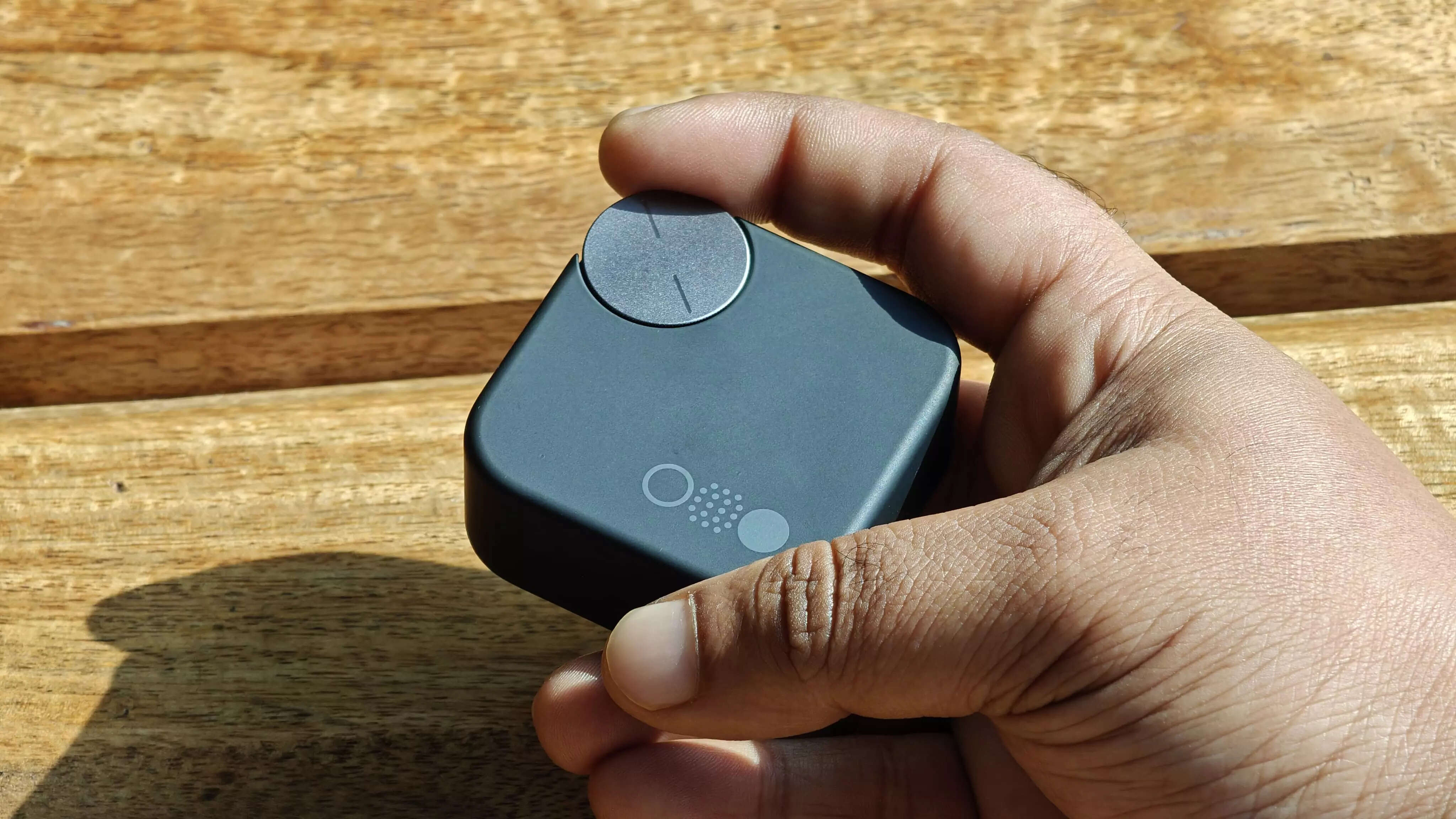 CMF Buds Pro smart dial
