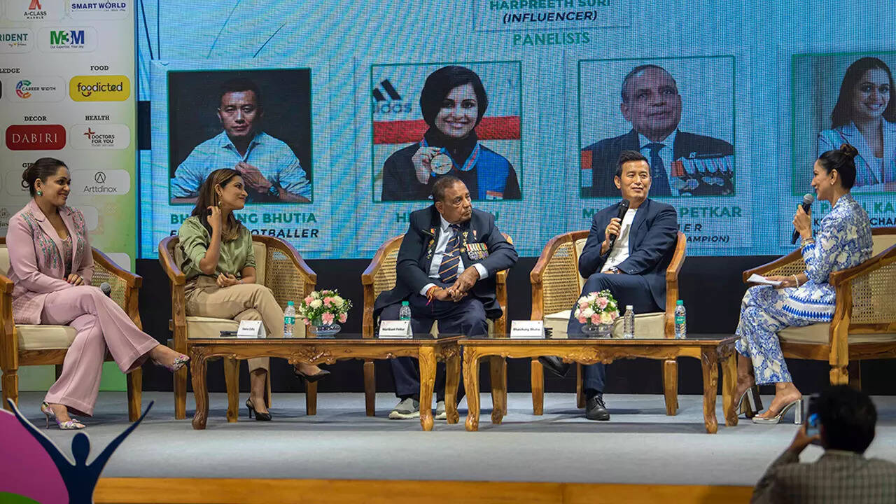 L-R: Dr Payal Kanodia, Heena Sidhu, Murlikant Petkar, Bhaichung Bhutia and moderator Harpreeth Suri