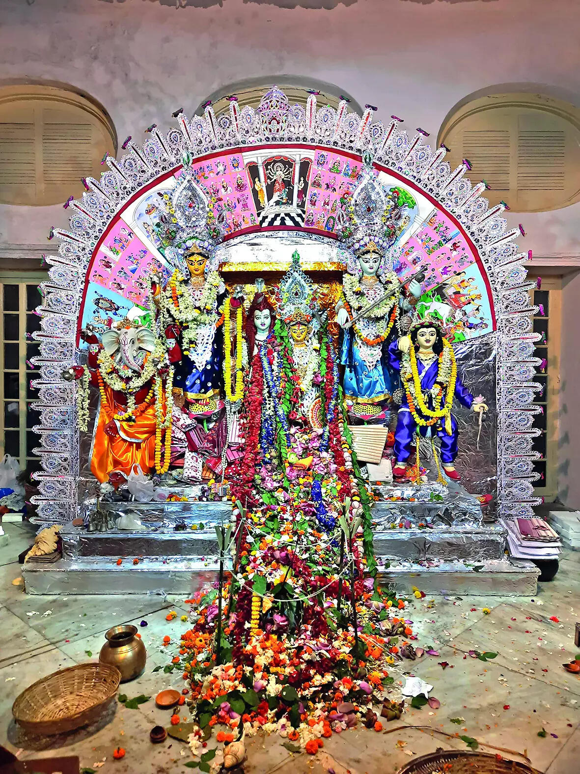 p3_ss_Baishnabdas Mullick Bari (2)