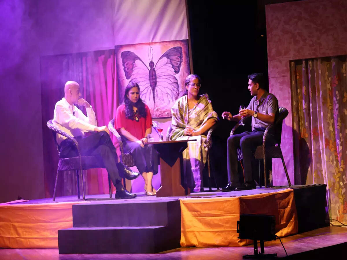 play 30 Days in September staged in Jaipur