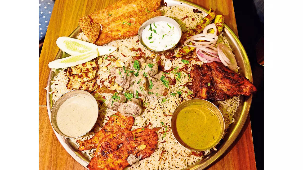Mixed Arabian mandi