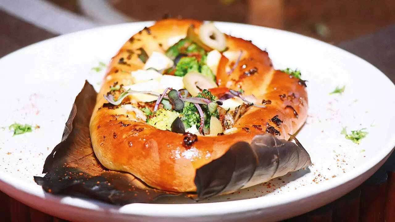 Roasted vegetable pide