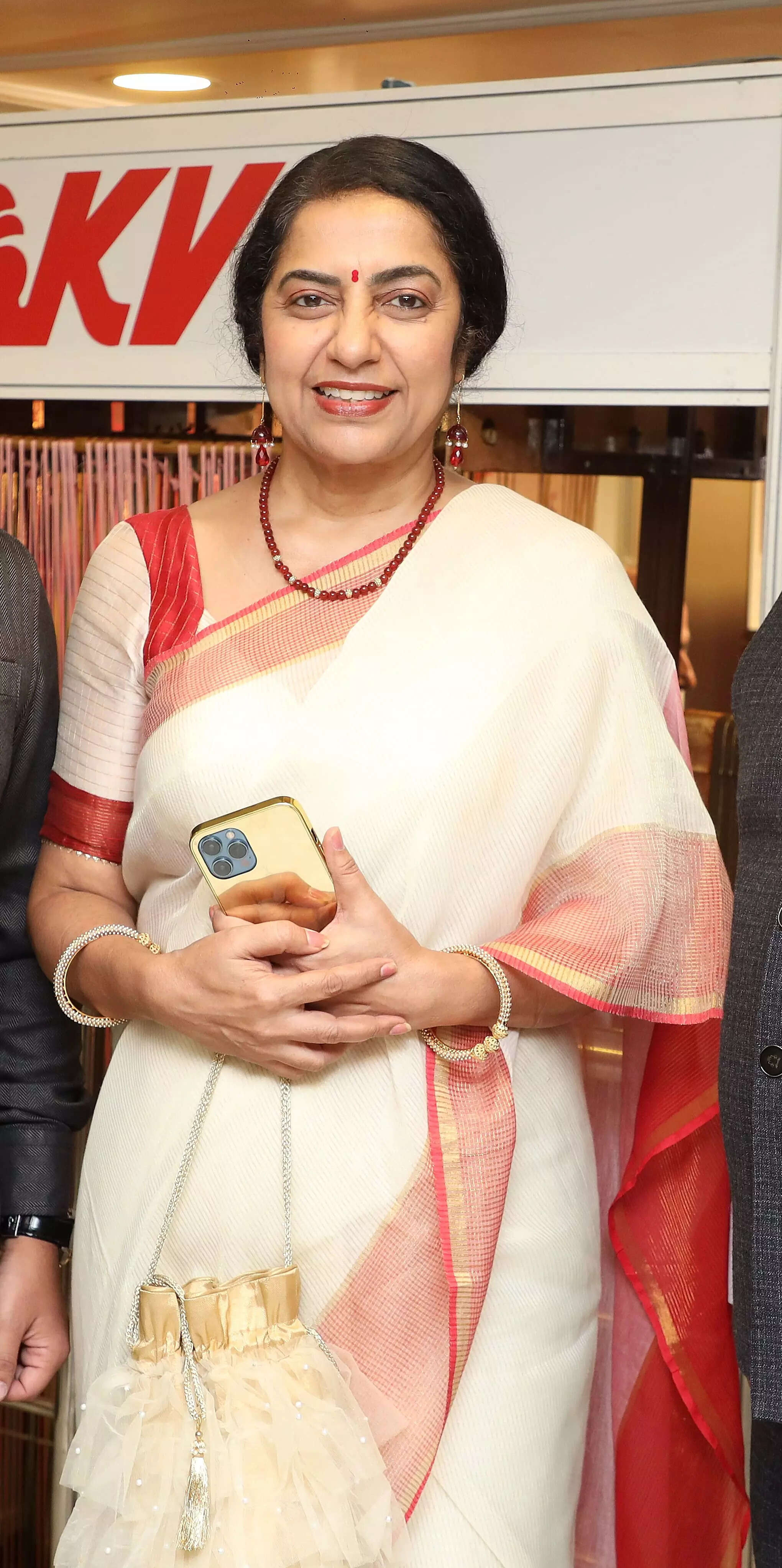 Suhasini (2)