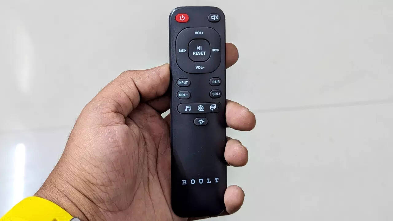 Boult Audio BassBox X500 remote