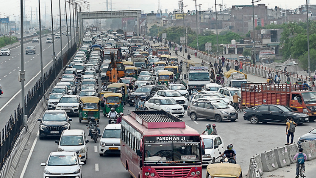 On premier highway, there are no rules