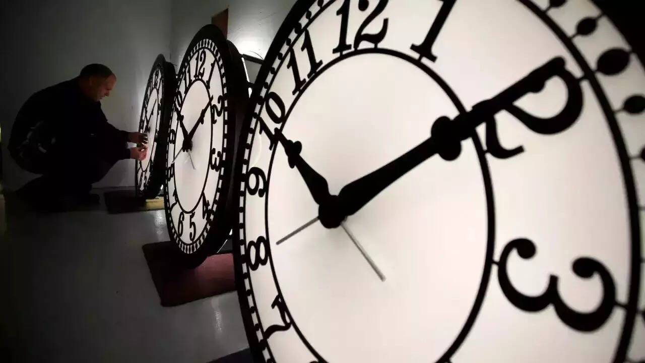DST (2)